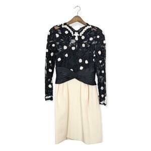 Vintage Stanley Platos Martin Ross Long Lace Sleeve Floral Dress